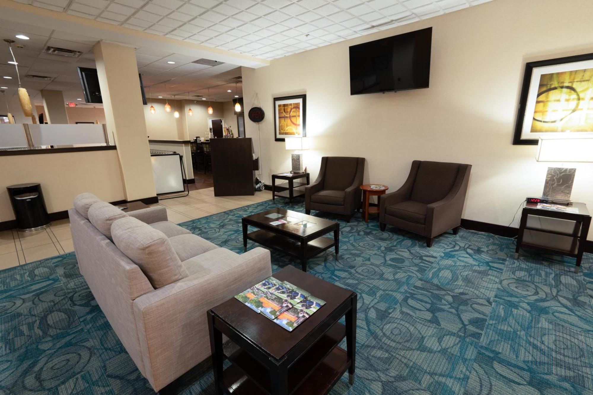 Quality Inn & Suites Downtown Mansfield Exteriör bild